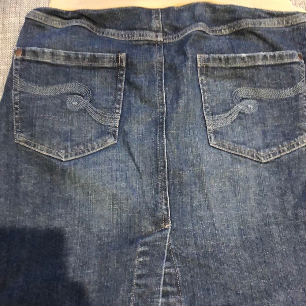 Small Maternity Denim Mini Skirt Indigo Blue - Picture 2 of 5